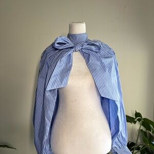 AKIRA Blue Striped Bow Top